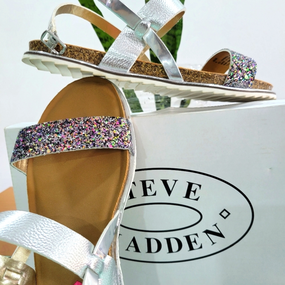 Steve Madden Silver Sandals 5